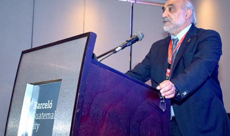 LUÍS CAMERA: “EL COVID ES UN VIRUS MALDITO QUE NO VAMOS A PODER ELIMINAR”