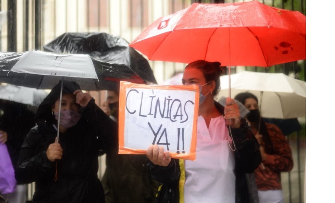 HOY ABRE EL HOSPITAL ESCUELA DE LA FACULTAD DE ODONTOLOGÍA