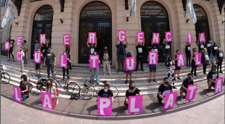 PRESENTAN EL LIBRO “CULTURA INDEPENDIENTE LA PLATA"