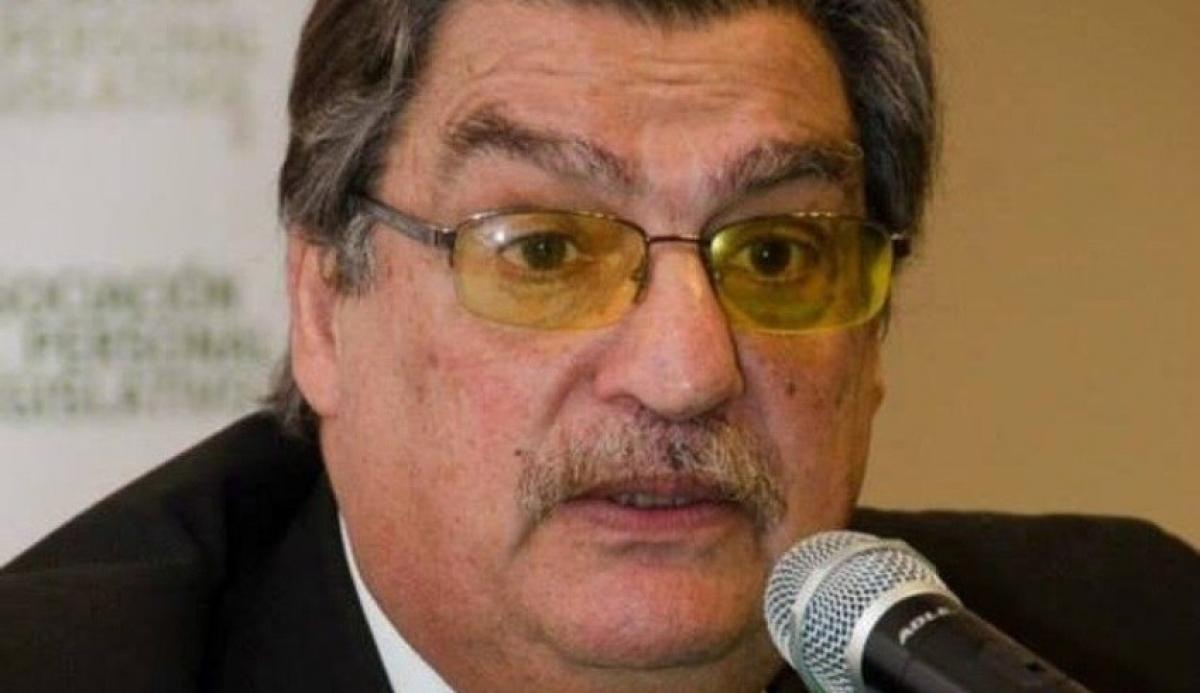 PROPONEN  CERRAR  FRONTERAS Y VOLVER A LOS TRABAJADORES ESENCIALES