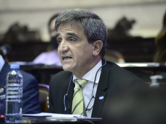 YEDLIN: “HAY QUE REFORMAR EL SISTEMA DE SALUD"