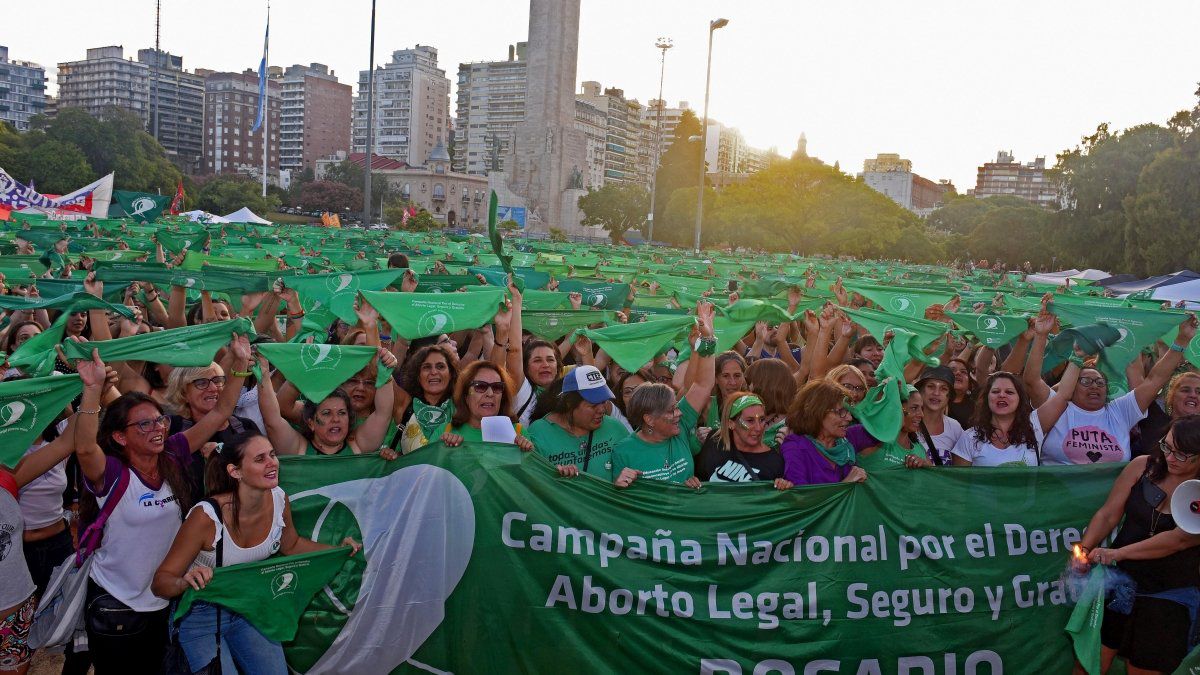 JORNADA POR EL DÍA DE LUCHA POR LEGALIZACIÓN DEL ABORTO EN AMÉRICA LATINA Y EL CARIBE